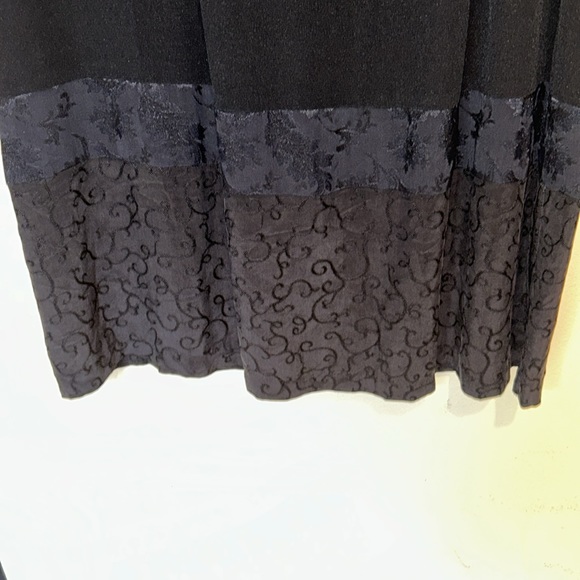 Vintage Yasuko Jacket and Skirt Suit Ensemble - Picture 10 of 13